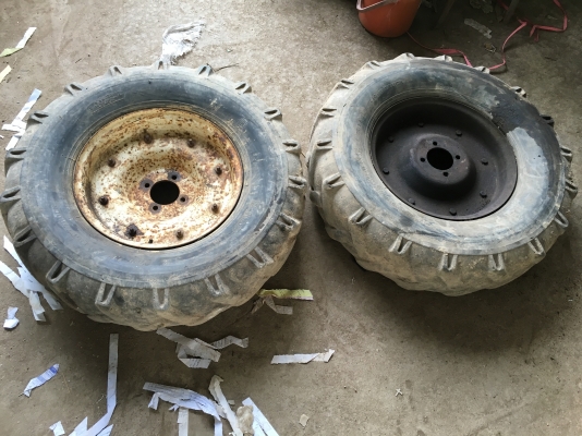 ขายกระทะพร้อมยางหน้ารถไถ