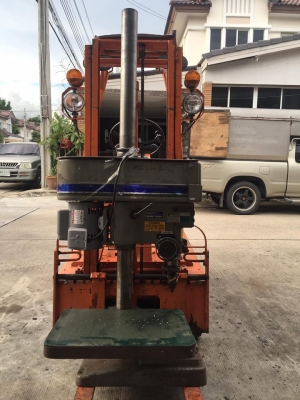 ขาย แท่นสว่าน Made In USA สภาพสวยมาก  Motor 0.75KW 1HP 1PH220V ขนาดความสูง2เมตร