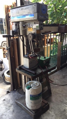 ขาย แท่นสว่าน Made In USA สภาพสวยมาก  Motor 0.75KW 1HP 1PH220V ขนาดความสูง2เมตร