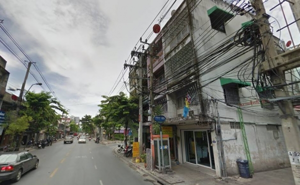 ขายอาคารพาณิชย์ 4 ชั้น ติดถนนเจริญกรุง เนื้อที่ 12 ตร.ว. ขายอาคารพาณิชย์ 4 ชั้น ติดถนนเจริญกรุง เนื้อที่ 12 ตร.ว.