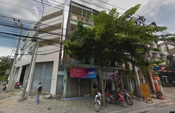 ขายอาคารพาณิชย์ 4 ชั้น ติดถนนเจริญกรุง เนื้อที่ 12 ตร.ว.