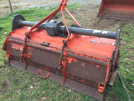 ขายโรตารี่ 180 พร้อมยอย ราคา 35,000 บาท โทร0872016577 ขายโรตารี่ 180 พร้อมยอย ราคา 35,000 บาท โทร0872016577