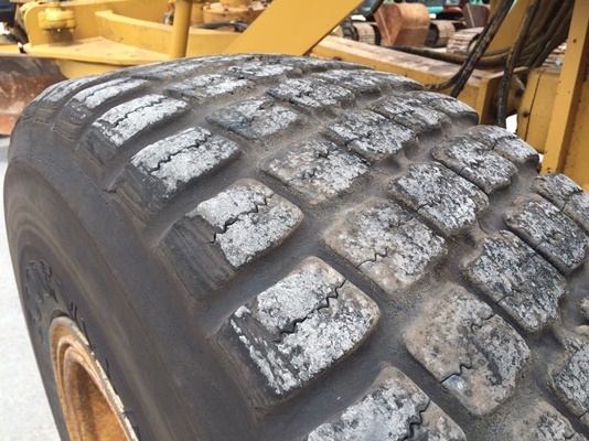 Cat 140H นำเข้าจากอเมริกา s/n: APM00585 ปี 2003 สภาพสวยครับ พร้อมลงงานได้เลย