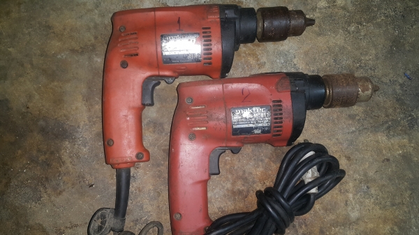 ขายสว่าน maktec mt811