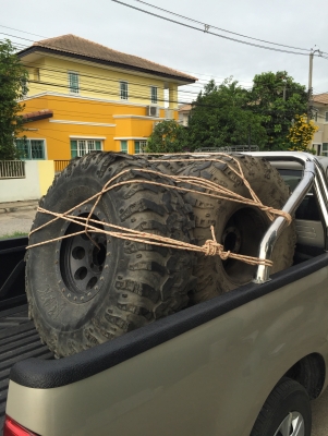 ยาง irok 39.5 พร้อมแม็กซมิคกี้ทอมสัน