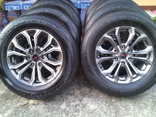 Fortuner TRD5 พร้อมยางป้ายแดง ปี 16 Fortuner TRD5 พร้อมยางป้ายแดง ปี 16