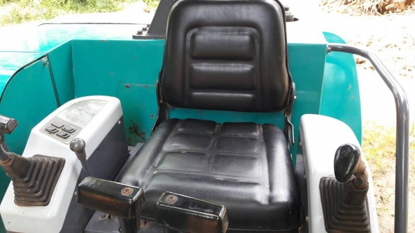 ขายรถขุด แบ็คโคIHI 35-7ช่วงล่างดี ปั๊มนิ้ว เอกสารใบอินวอยซ์ สภาพบูมสวยเดิม พร้อมลุยงาน