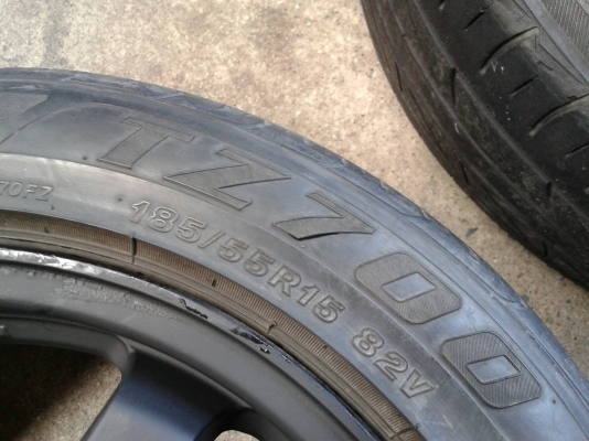 ขอบ15นิ้ว4รู100 คู่หน้าคู่หลัง พร้อมยาง สวยๆ 4 ล้อ ราคา 5800 บาท