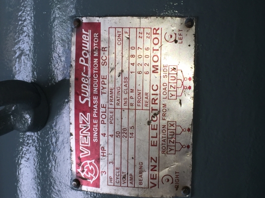 ขาย Motor 3 HP 4 POLE ไฟบ้าน 220 V ราคาโทรมาคุยกันครับ