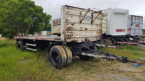 ขาย ลูกพ่วงพื้นเรียบสามมิตรสองเพลา ปี 50 ยาว 6.50 เมตร ขาย ลูกพ่วงพื้นเรียบสามมิตรสองเพลา ปี 50 ยาว 6.50 เมตร