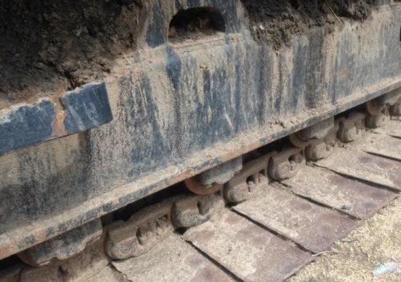 ขาย!! >>> Hitachi Zx200 รุ่น 1 จำนวน 2 คัน <<< เอกสารเล่ม คันละ 950,000 บาท