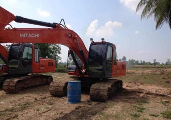 ขาย!! >>> Hitachi Zx200 รุ่น 1 จำนวน 2 คัน <<< เอกสารเล่ม คันละ 950,000 บาท