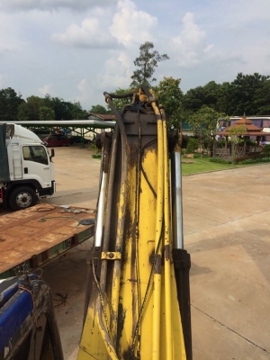 ขายรถขุดแบ็คโค SK200-3มาร์คทรี เอกสารเล่มทะบียน สภาพทำงานได้ เครื่องเดิม