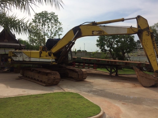 ขายรถขุดแบ็คโค SK200-3มาร์คทรี เอกสารเล่มทะบียน สภาพทำงานได้ เครื่องเดิม