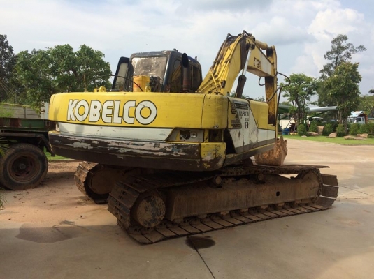 ขายรถขุดแบ็คโค SK200-3มาร์คทรี เอกสารเล่มทะบียน สภาพทำงานได้ เครื่องเดิม