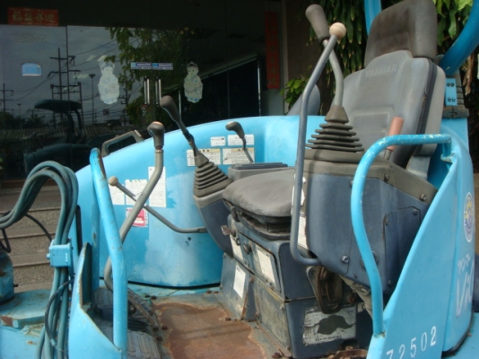 ขายรถขุด VIO40 โซ่ยางพร้อมใบมีด