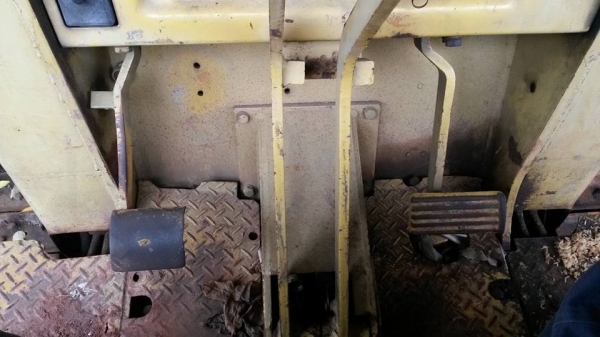 KOMUTSU D20Q KOMUTSU D20Q