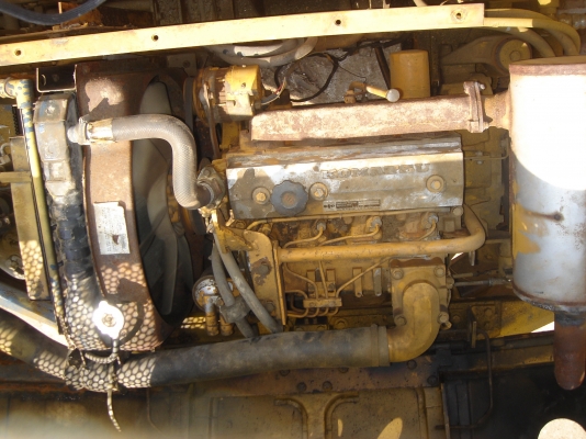 ขายรถขุด PC60-5 มีแป้ปใส่หัวเจาะได้