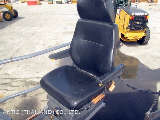 ขายรถปูยาง Super1603-1 ปุ๋ย 085-0221939 ขายรถปูยาง Super1603-1 ปุ๋ย 085-0221939