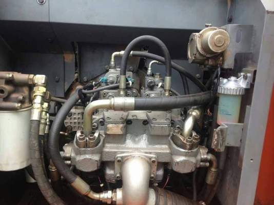 ขายแบ็คโค ฮิตาชิ ZX200-1เอกสารเล่มทะเบียน สภาพสวยเดิม บูมเดิม มี2คัน สภาพพร้อมลงงานไฟฟ้าครบ