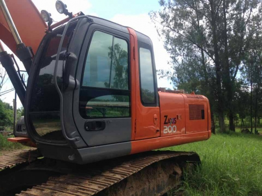 ขายแบ็คโค ฮิตาชิ ZX200-1เอกสารเล่มทะเบียน สภาพสวยเดิม บูมเดิม มี2คัน สภาพพร้อมลงงานไฟฟ้าครบ