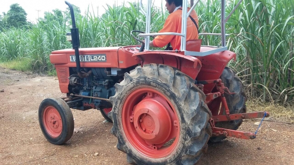 ขายรถคูโบต้า 24แรงสวยๆเดิมๆ ขายรถคูโบต้า 24แรงสวยๆเดิมๆ