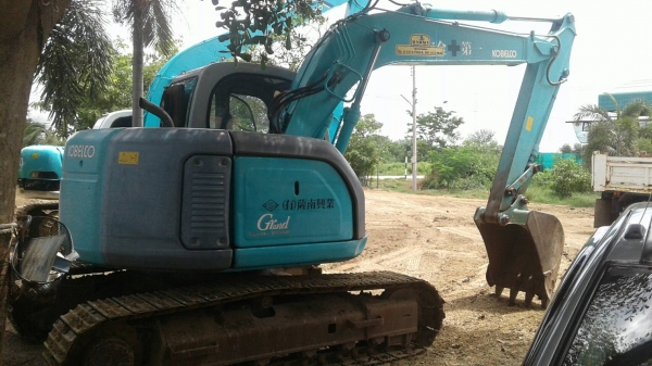 ขายรถแบคโฮ KOBELCO SK 115 ก้านสั้น สภาพดีพร้อมใช้งาน ขายรถแบคโฮ KOBELCO SK 115 ก้านสั้น สภาพดีพร้อมใช้งาน