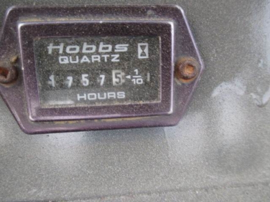 รถแทรกเตอร์ KOMATSU รุ่น D85 ESS-2 รถแทรกเตอร์ KOMATSU รุ่น D85 ESS-2