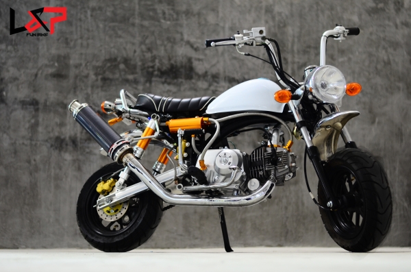 อะไหล่ !!!! ชาลี  มังกี้ กอลิล่า แต่ง  มีมากกว่า 100++ แบบ โครง cnc รวมของแต่งท่อ เบาะ เพียบ ราคาเริ่มต้น.........