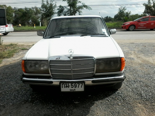 รถเบนซ์ ราคาไม่แพง โฉมw123 ปี1990 รถเบนซ์ ราคาไม่แพง โฉมw123 ปี1990