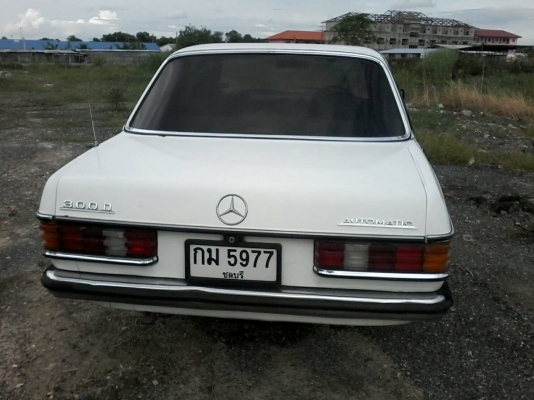 รถเบนซ์ ราคาไม่แพง โฉมw123 ปี1990 รถเบนซ์ ราคาไม่แพง โฉมw123 ปี1990