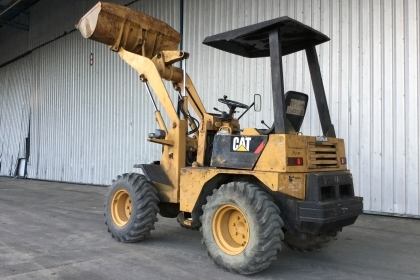 ขายรถตักล้อยาง YANMAR V3-1 (สภาพดีมาก) ขายรถตักล้อยาง YANMAR V3-1 (สภาพดีมาก)