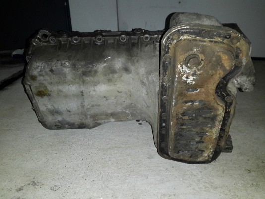 อ่างน้ำมันเครื่อง 4ja1 เดิมๆไม่แตกไม่ร้าว อ่างน้ำมันเครื่อง 4ja1 เดิมๆไม่แตกไม่ร้าว