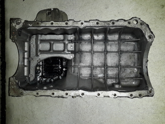 อ่างน้ำมันเครื่อง 4ja1 เดิมๆไม่แตกไม่ร้าว อ่างน้ำมันเครื่อง 4ja1 เดิมๆไม่แตกไม่ร้าว