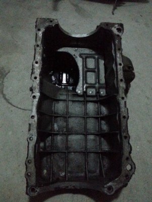 อ่างน้ำมันเครื่อง 4ja1 เดิมๆไม่แตกไม่ร้าว