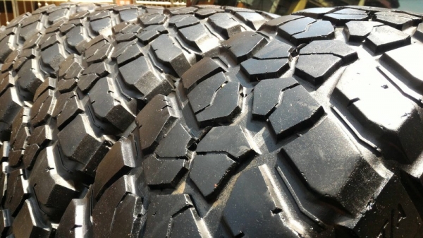 ขายยาง  BF MUD KM2  265 x 75 x 16