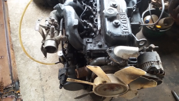 ขายเครื่อง 4BA1 ISUZU 85 แรง พร้อมใช้