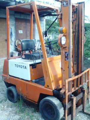 ขายโฟคลิฟ .9 T 55000 บาท