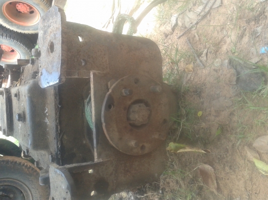 ขายเกียร์กลางถอดออกจากสิบล้อหัวยาว เฟือง 10 ฟัน