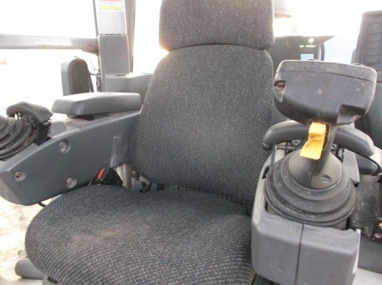 รถเกรด Caterpillar 140M รถอยู่อเมริกา สั่งนำเข้าโทร. 080-6565422 (หนิง)