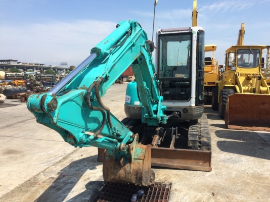 Kobelco SK45SR ปี 1999 ตู้เก๋ง ไลน์หัวกระแทก นำเข้าจากญี่ปุ่น ถึงไทยแล้ว