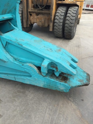 หัวบีบคอนกรีต เก่าญี่ปุ่น ติด PC200 หัวบีบคอนกรีต เก่าญี่ปุ่น ติด PC200