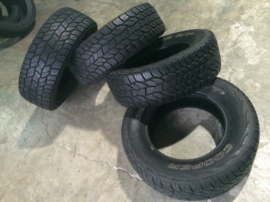 มือ2 ขอบ18 Cooper Discoverer A/T3 275 65 r18 สวย