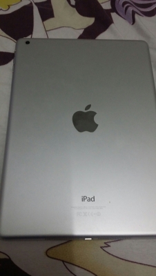 ขายไอแพค air1 16g wifi สีขาว ขายไอแพค air1 16g wifi สีขาว