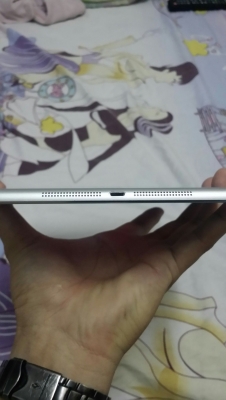 ขายไอแพค air1 16g wifi สีขาว ขายไอแพค air1 16g wifi สีขาว