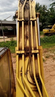 ขายด่วน KOMATSU PC200-8 สภาพพร้อมใช้งาน รถทำงาน12XXX  กว่าชัวโมง ไฟฟ้าครบ เอวแน่น เอกสารใบแจ้งจำหน่าย