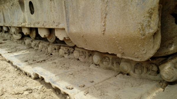 ขายด่วน KOMATSU PC200-8 สภาพพร้อมใช้งาน รถทำงาน12XXX  กว่าชัวโมง ไฟฟ้าครบ เอวแน่น เอกสารใบแจ้งจำหน่าย