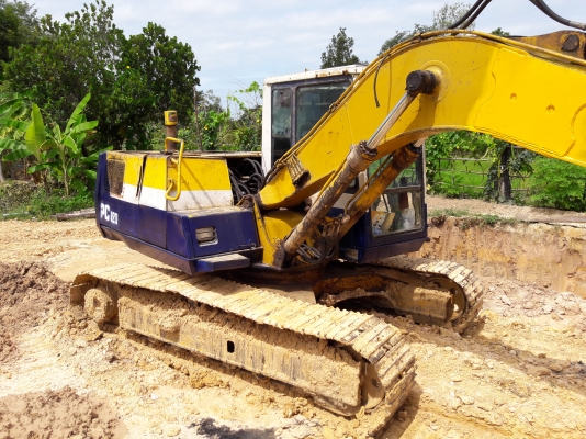 พร้อมใช้ครับ โคมัสสุ 120 รุ่น 5 ปั๊มเดิมครับผม เครื่องเดิม แรงแรงๆไม่โหลด ไม่รวม ช่วงล่างดีลอเลอร์ครบทำงานได้เลยไม่ต้องซ่อม