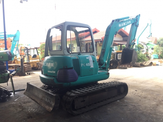 ขาย KOMATSU PC45-1  มาใหม่ เก่าญี่ปุ่น   สภาพสวย  เครื่องปั๊มดี  ระบบคล่อง  สนใจโทร 089-7462641  สุวรรณี