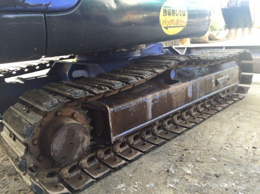 ขาย MITSUBISHI  MM35T  รถสวย  สภาพดี   มีลายแย๊ก  ชั่วโมงน้อย   ระบบคล่อง  สนใจโทร  089-7462641  สุวรรณี